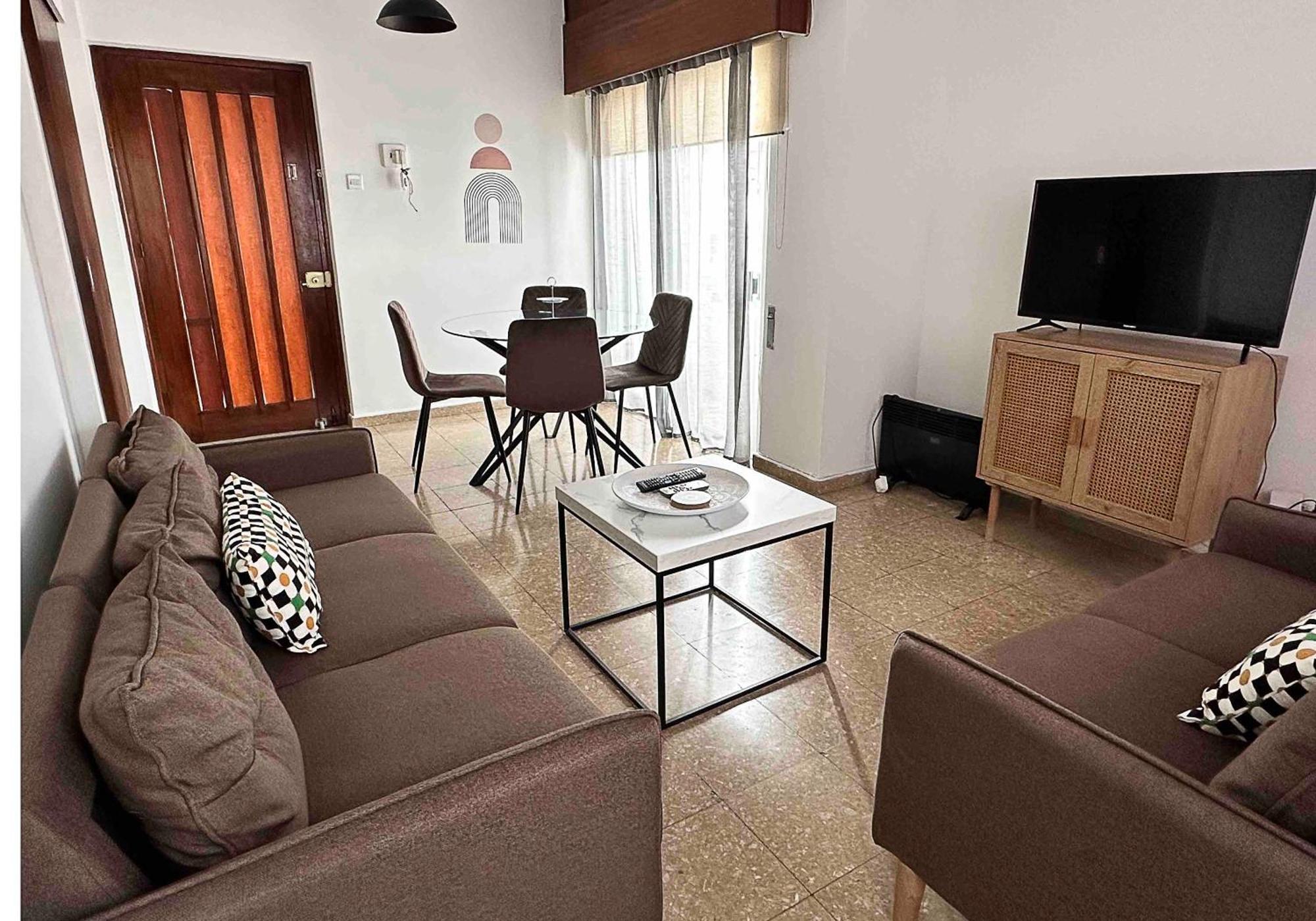 Comfortable Engomi Apartment 尼科西亚 外观 照片